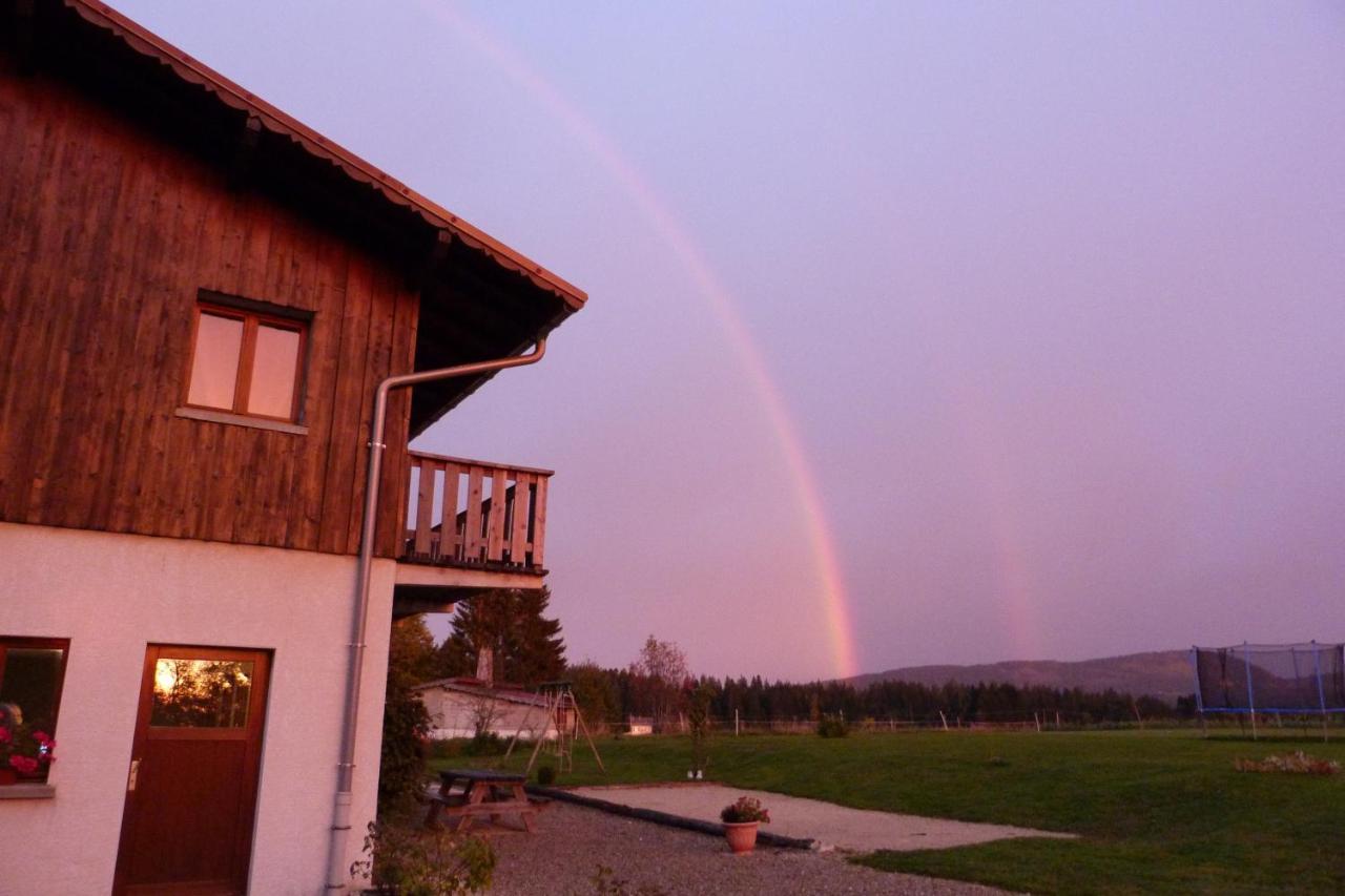 La Grange De Haute-Joux Les Fourgs المظهر الخارجي الصورة