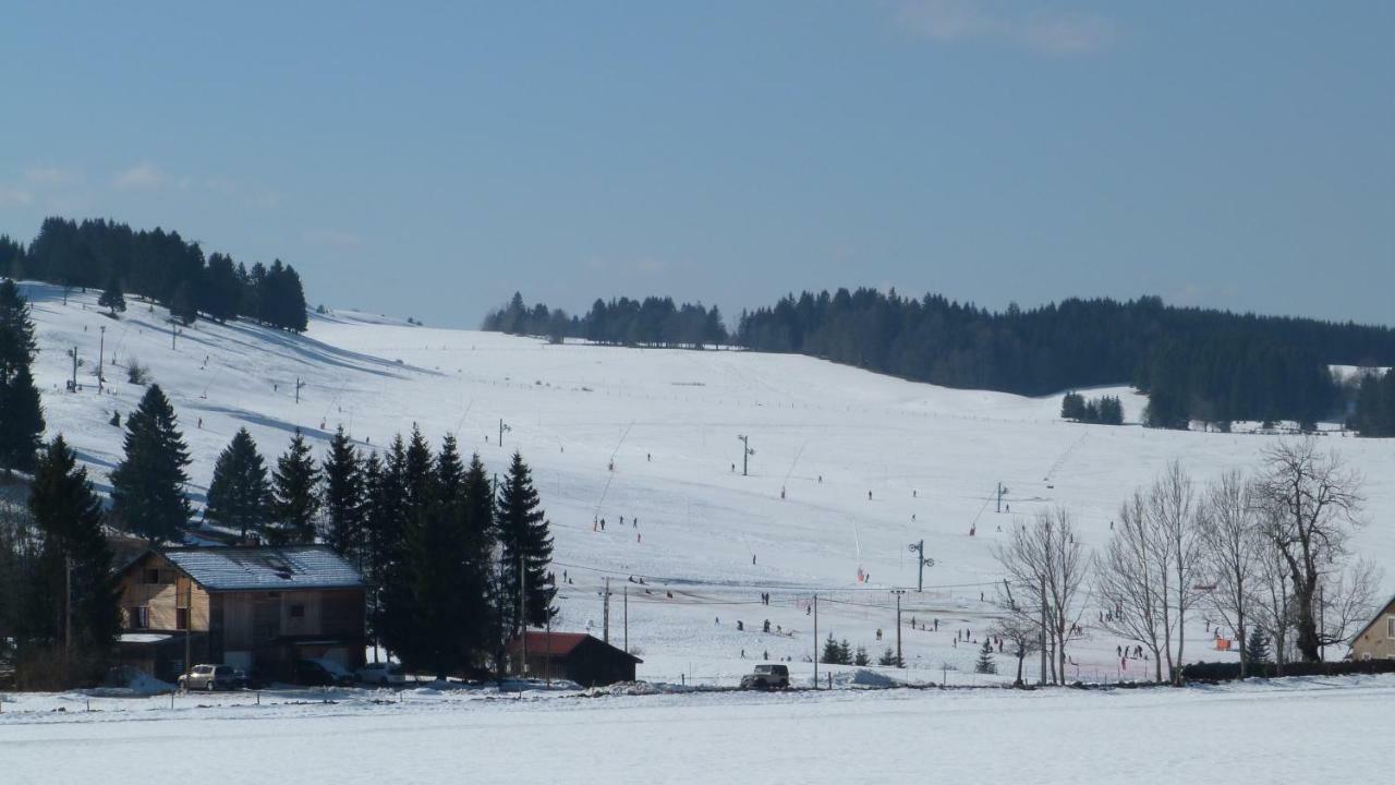La Grange De Haute-Joux Les Fourgs المظهر الخارجي الصورة
